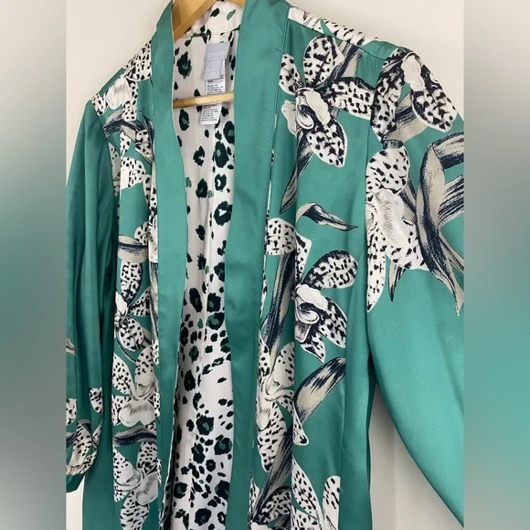 Chicos Reversible Floral To Animal-Print Duster Jacket size size 2 (12-14) - Picture 7 of 14